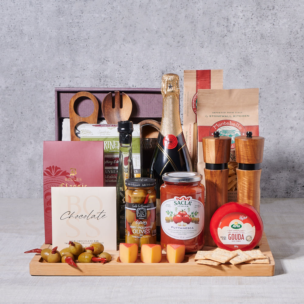 Italian Flavours Gift Set With Champagne, gourmet gift, gourmet, champagne gift, champagne, sparkling wine, sparkling wine gift, pasta gift, pasta, cheeseboard gift