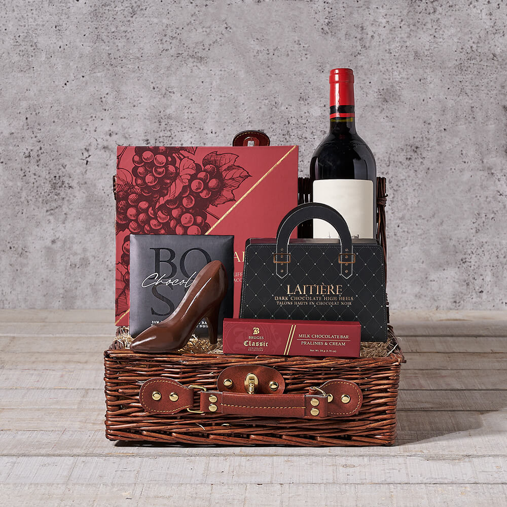 Traditional Wine and Chocolate Gift Basket – how the gift is presented