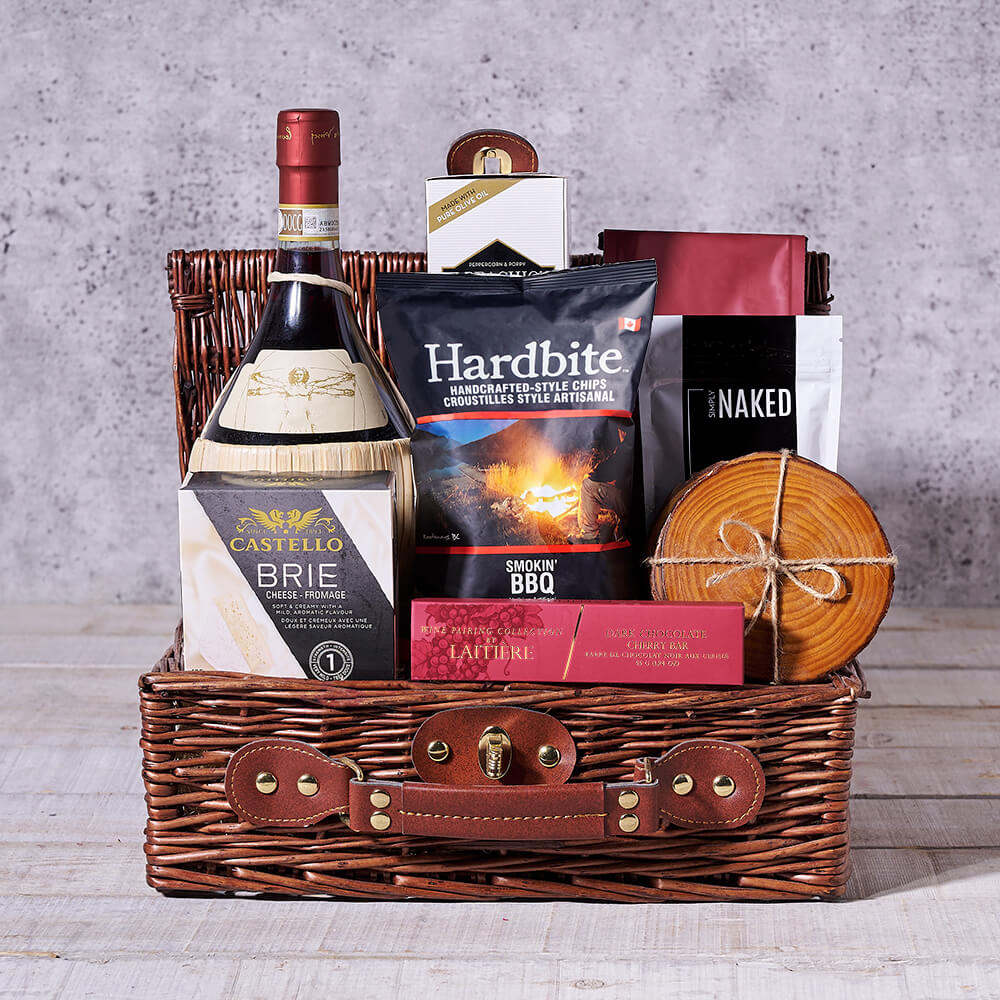 Wicker Wine and Gourmet Snack Gift – how the gift is presented
