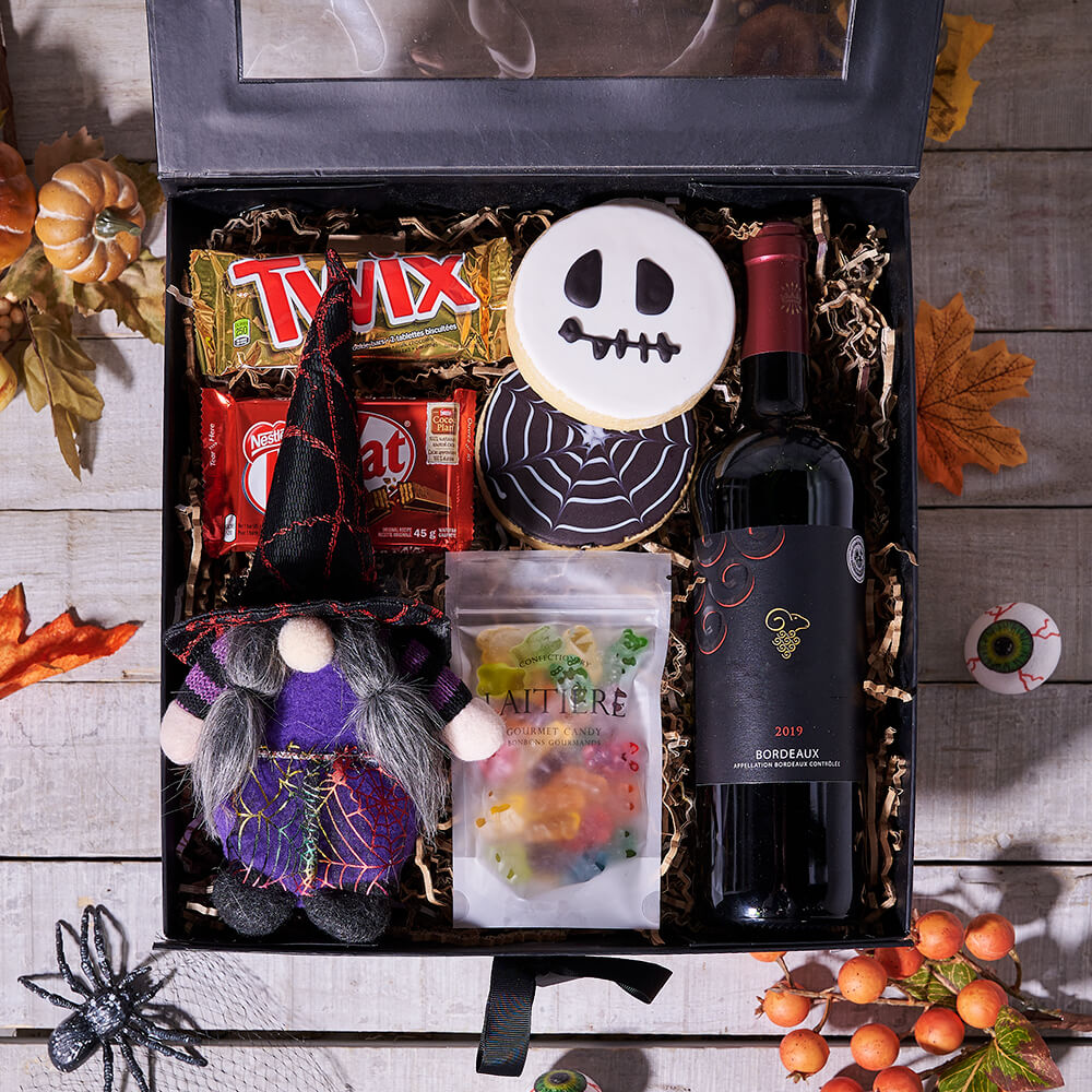 Wine and Halloween Cookie Gift – how the gift is presented