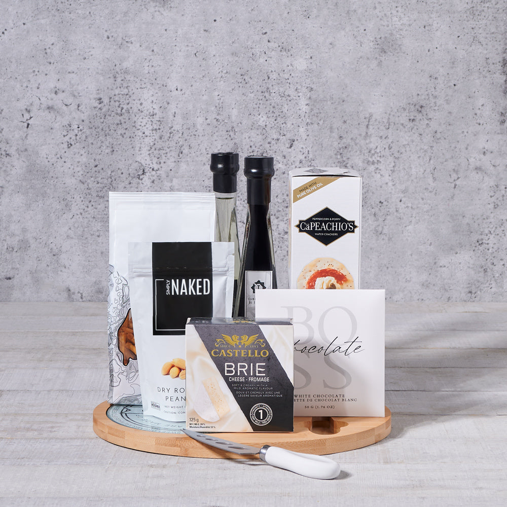 Cheese and Snack Gift Board – how the gift is presented