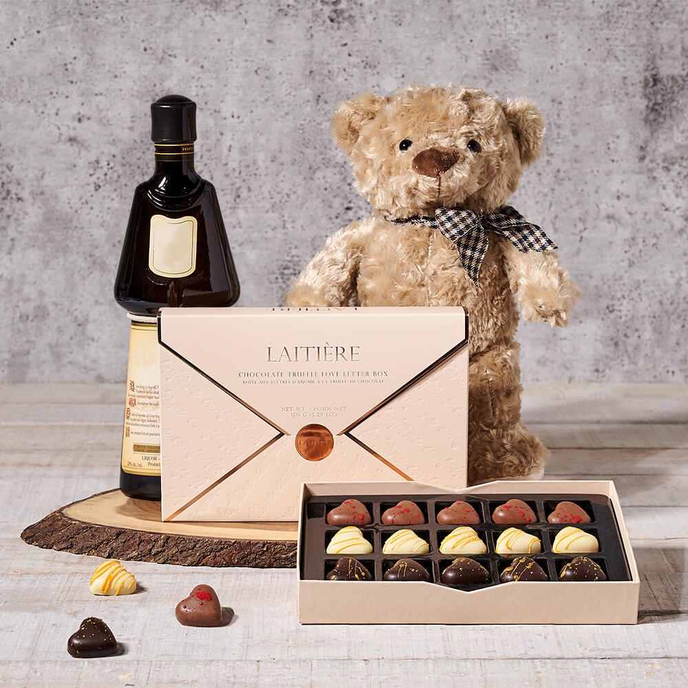 Love Letter Chocolate & Liquor Gift – how the gift is presented