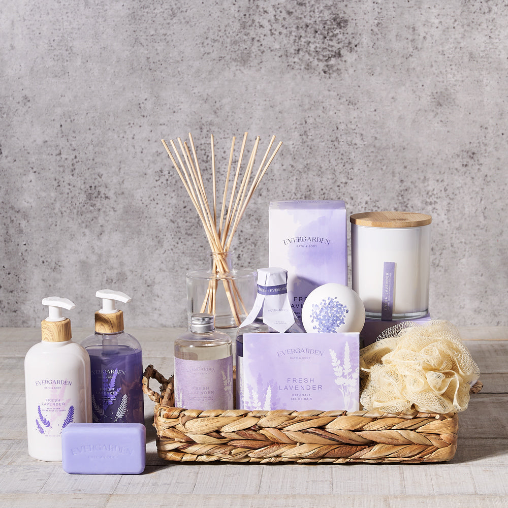 Lavender Spa and Bath Gift Tray – how the gift is presented