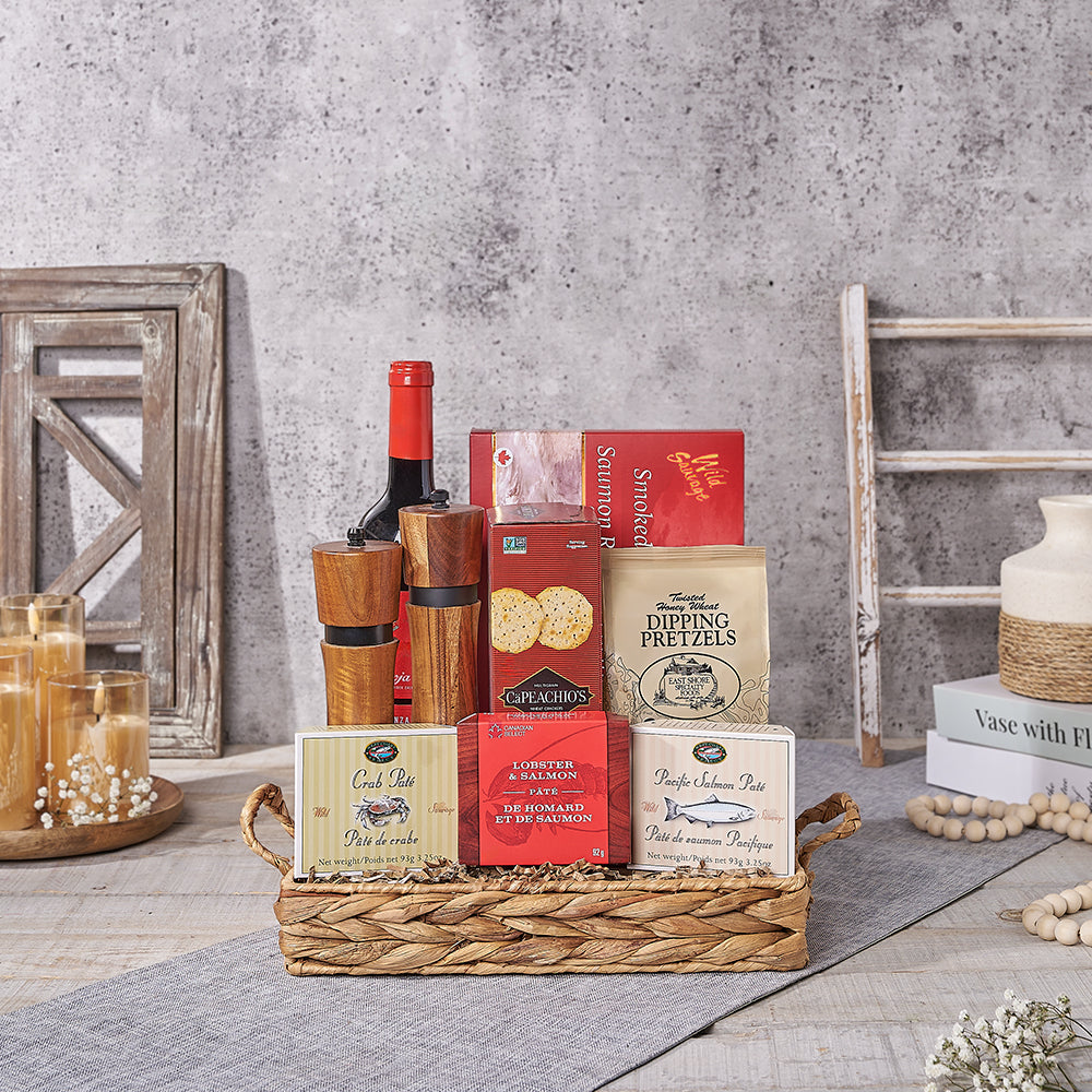 Wine and Acacia Tray Gift Basket – how the gift is presented