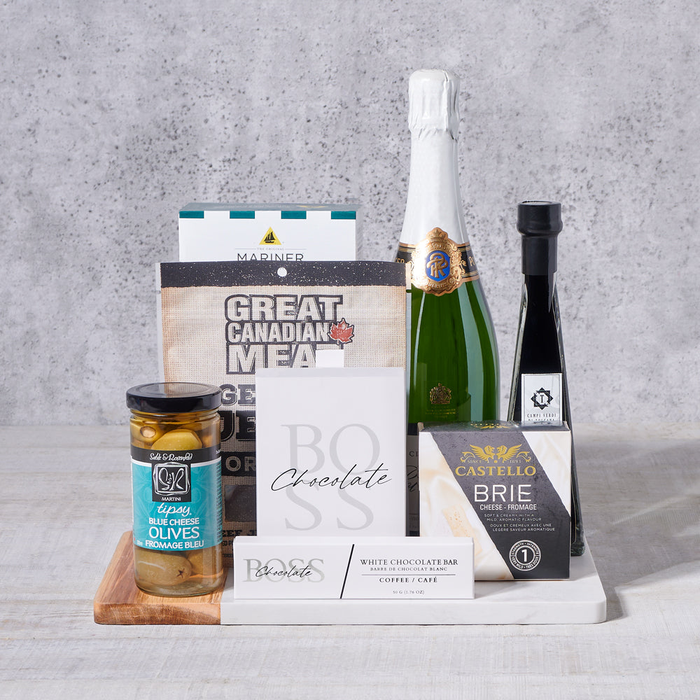 Sparkling Wine with Artisan Brie Gift – how the gift is presented