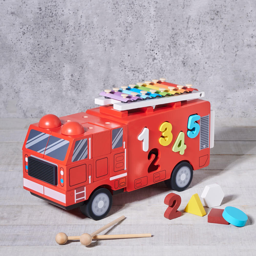 Birbaby Red Fire Truck Toy – how the gift is presented