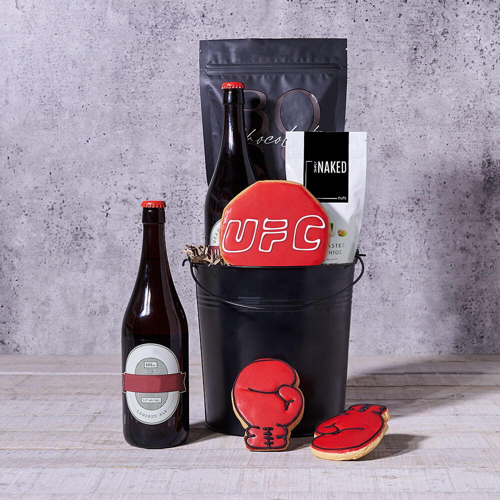 Specialty Beer and Popcorn Bucket – how the gift is presented