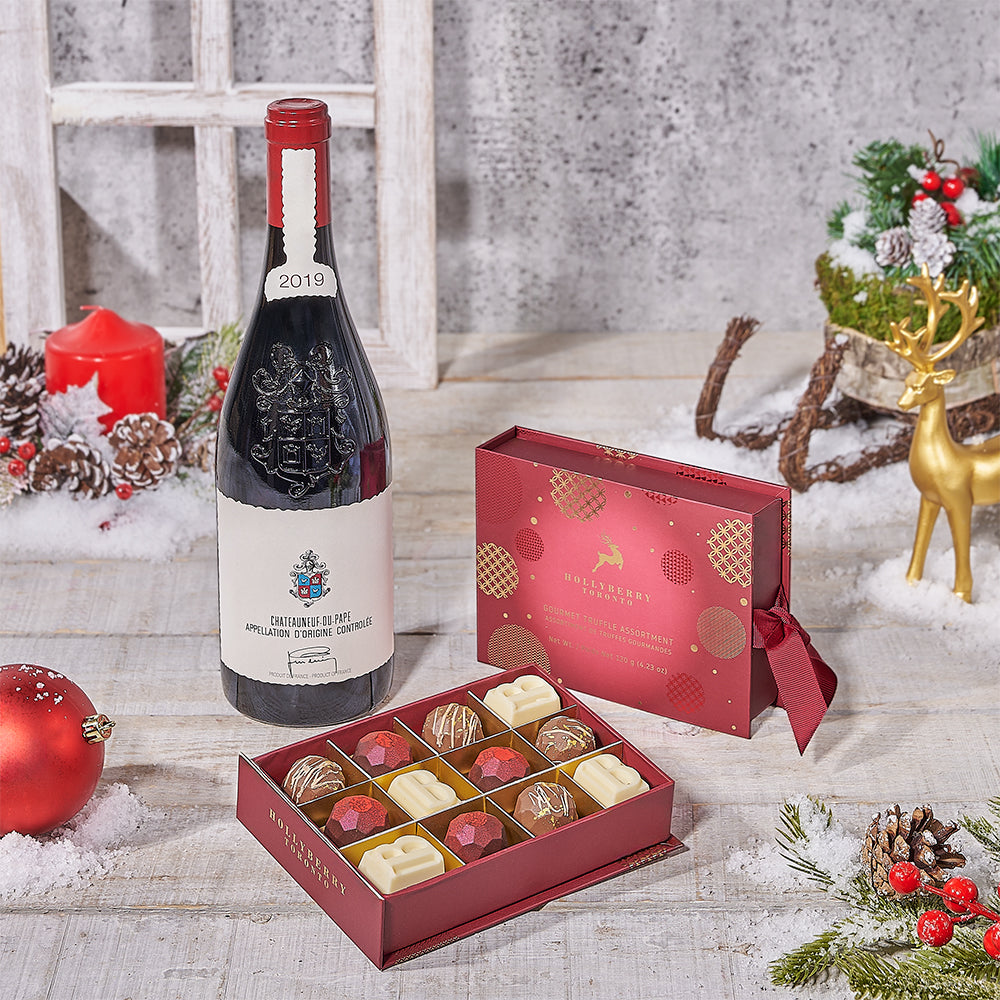 Wine and Hollyberry Chocolate Basket, USA – how the gift is presented
