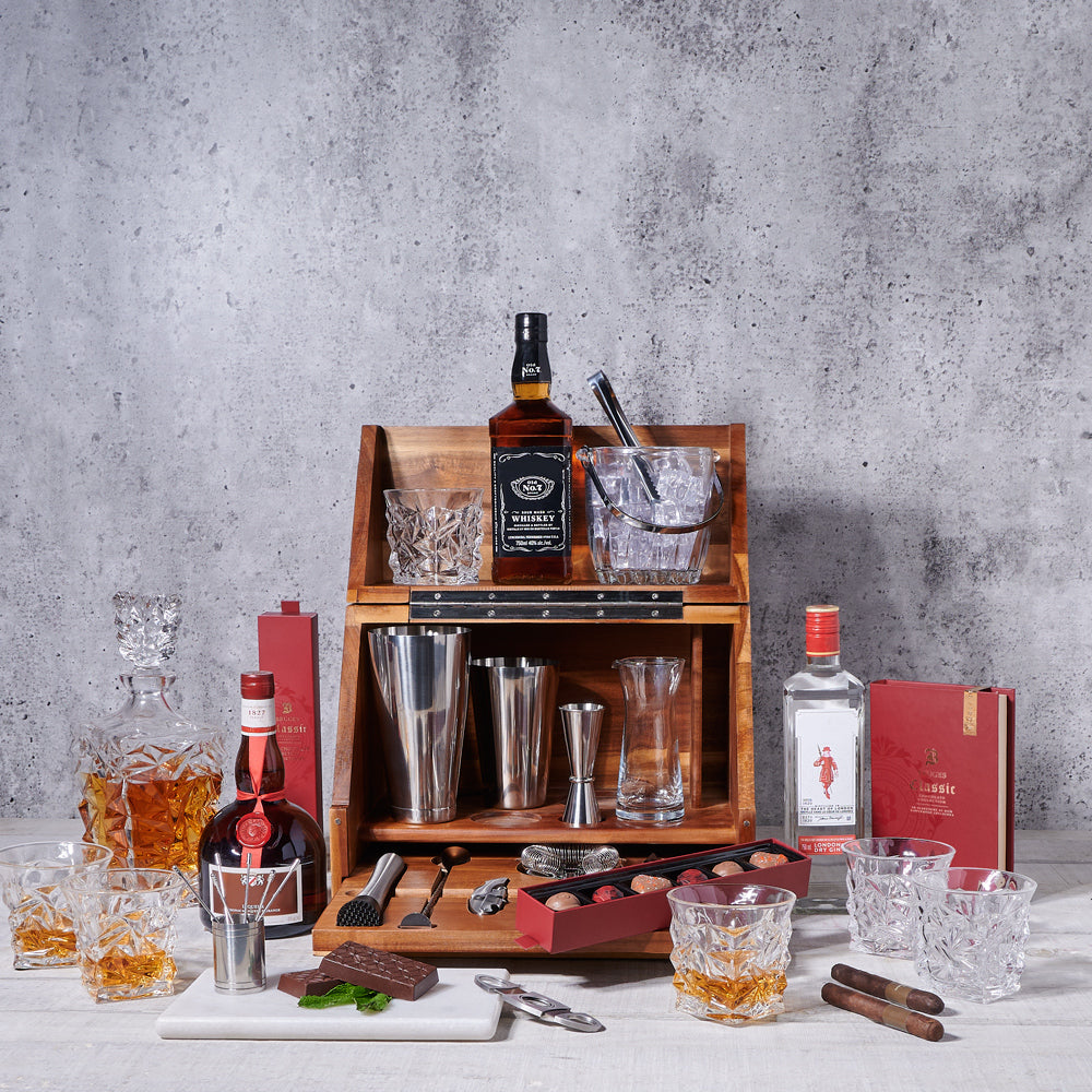 Extravagant Cocktail & Bar Set Gift – how the gift is presented