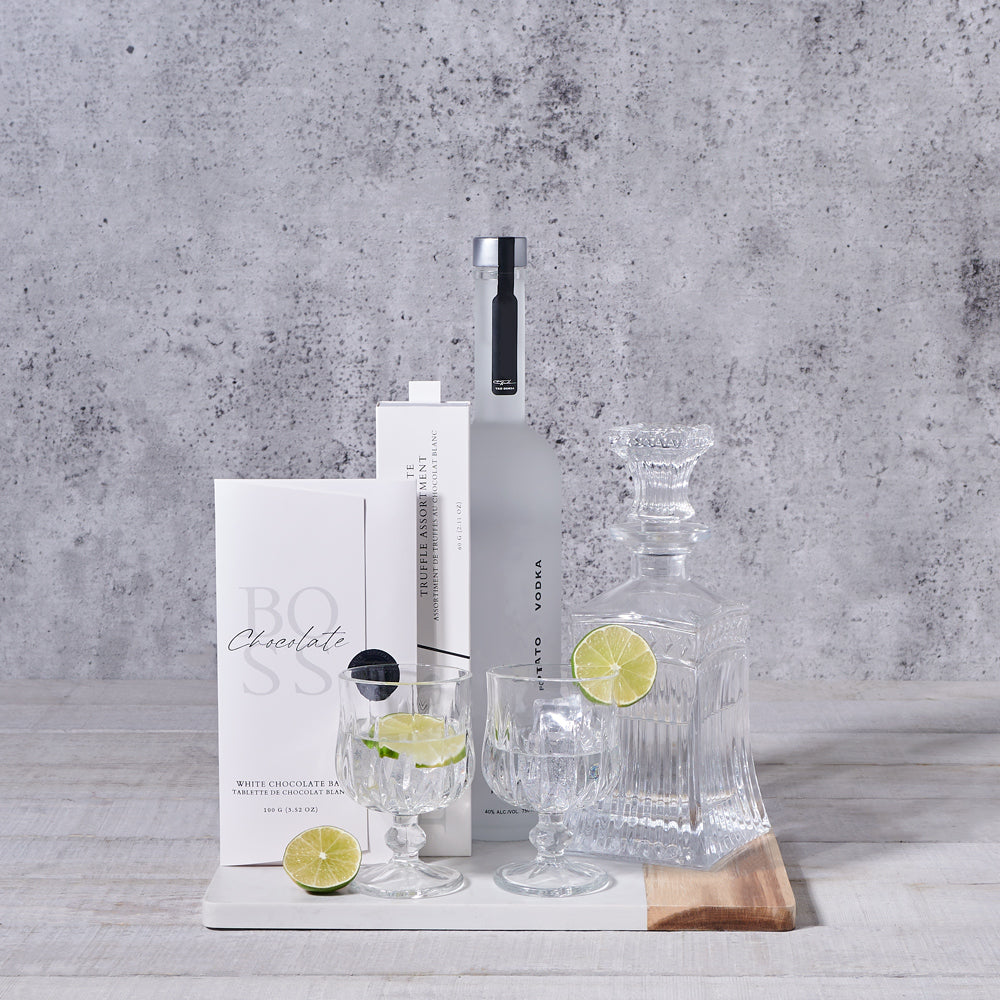 White Chocolate and Vodka Decanter Basket – how the gift is presented