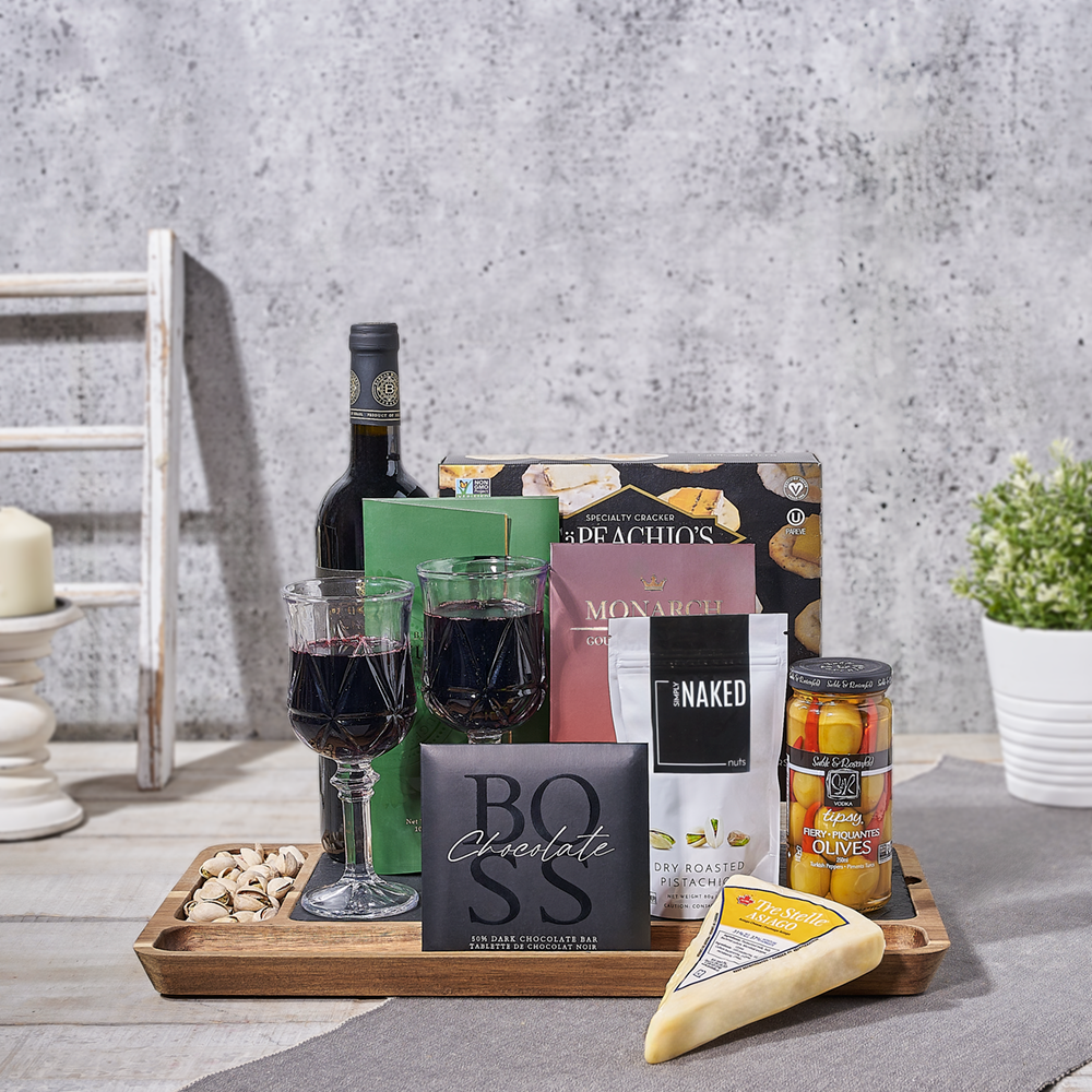 Kosher Wine and Gourmet Snack Gift Basket with Wooden Serving Board – how the gift is presented