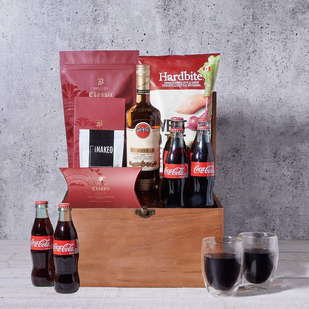 Premium Liquor Snack Gift Basket – how the gift is presented