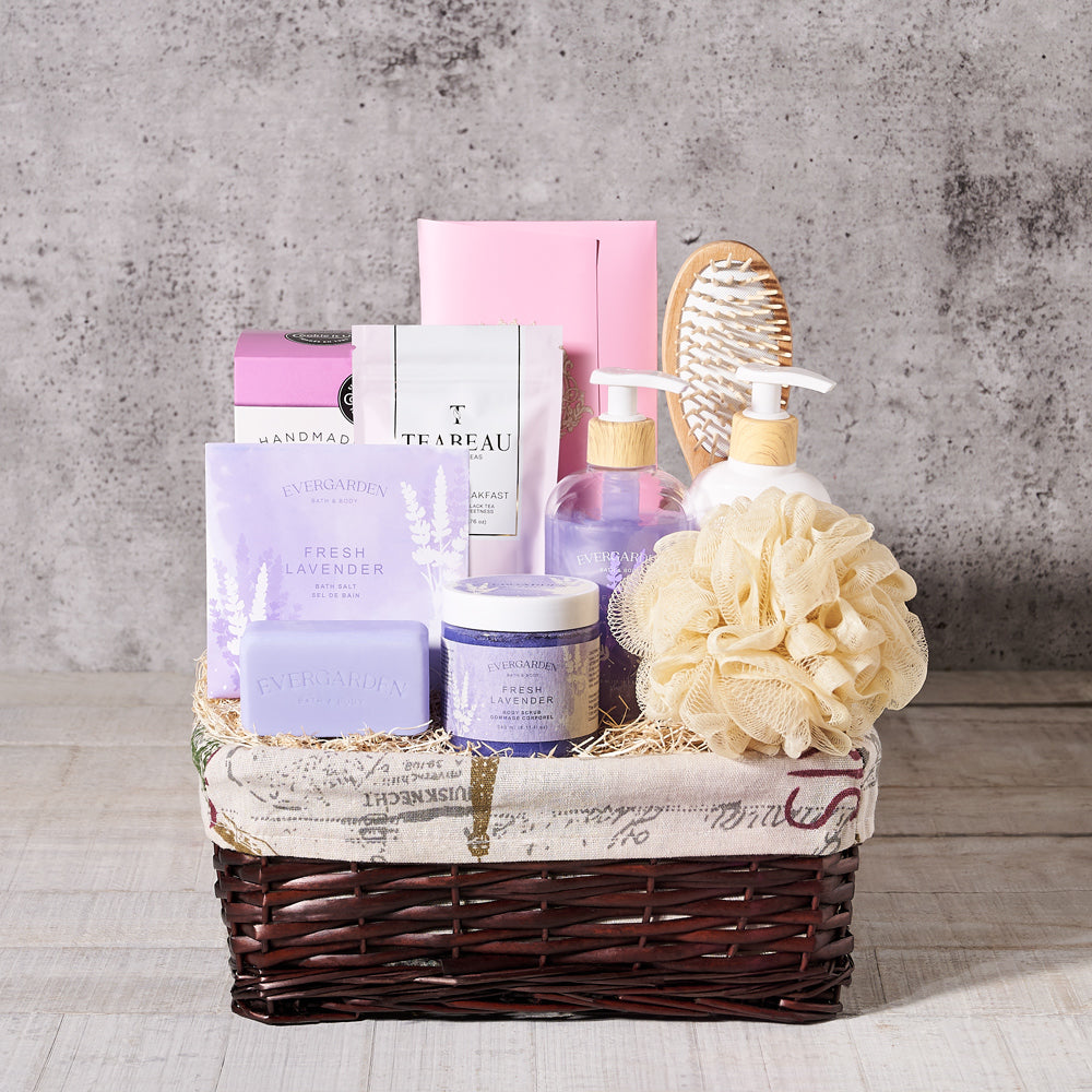Lavender Gentle Escape Spa Gift Set – how the gift is presented
