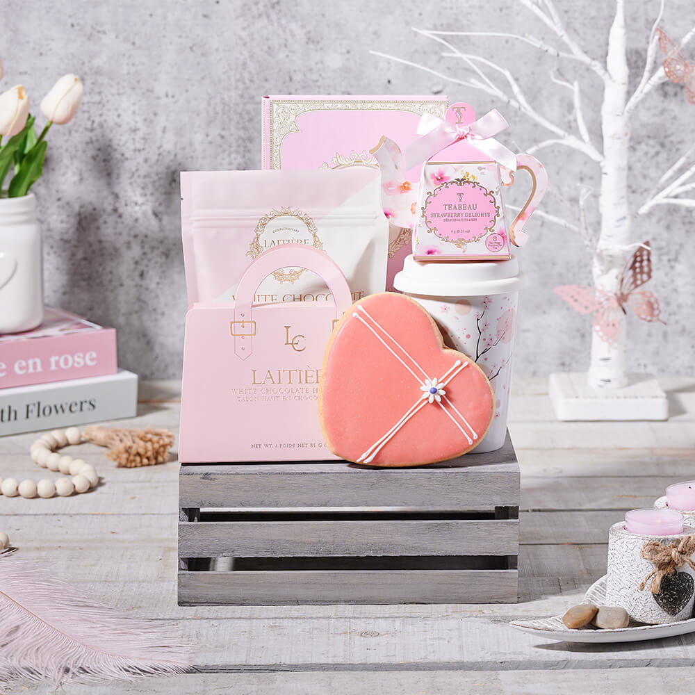 Perfectly Pink Tea & Cookie Crate – how the gift is presented