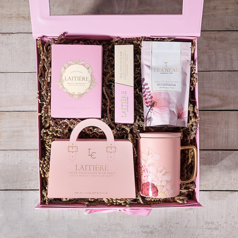 White Chocolate and Tea Floral Basket – how the gift is presented
