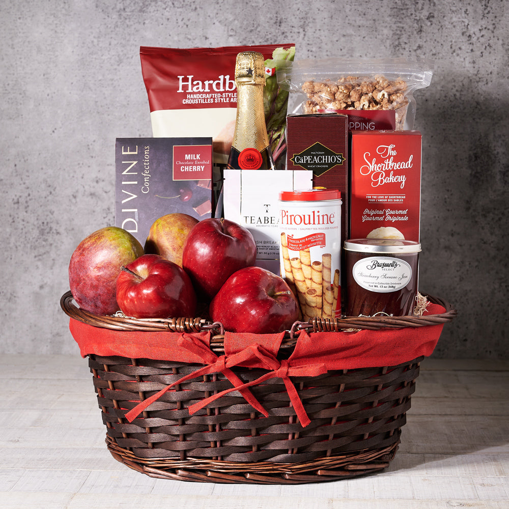 Sparkling Wine with Fresh Fruits Basket – how the gift is presented